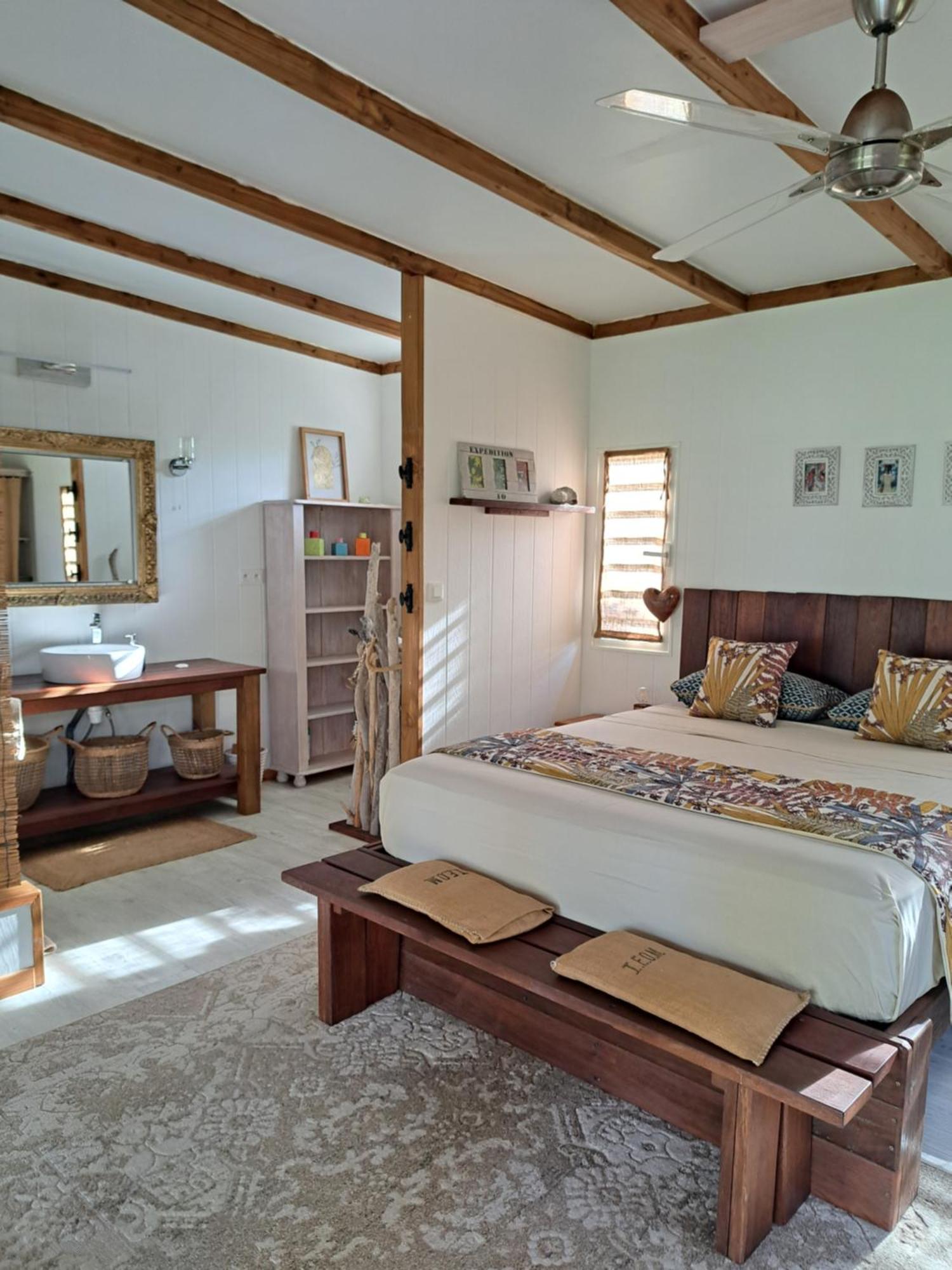 Breeze Ocean Bungalow Moorea Eksteriør billede